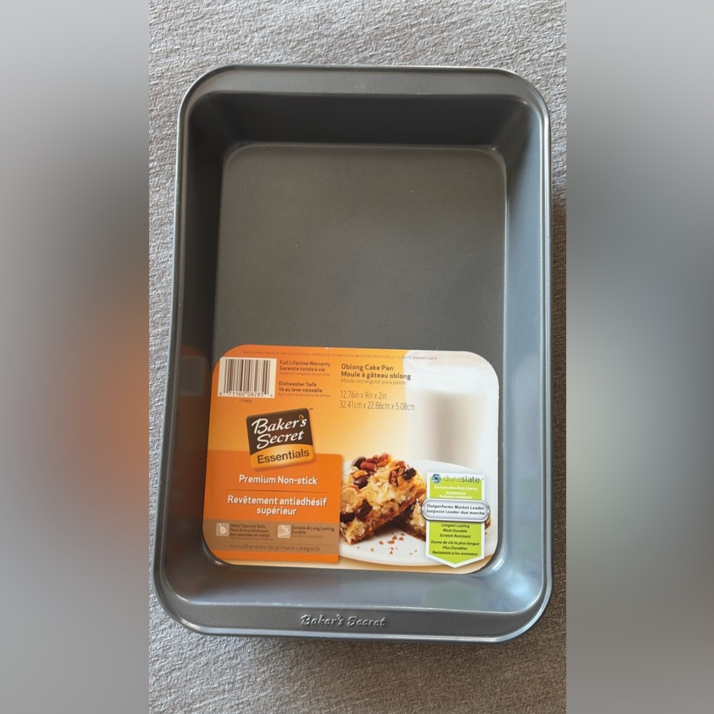 Baker's Secret Essentials Oblong Cake Pan - Gray